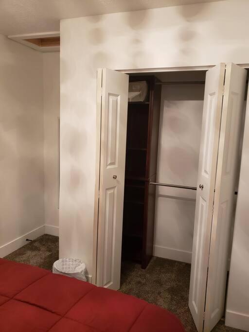 Cute Cottage-2 Min From Downtown Линкълн Екстериор снимка